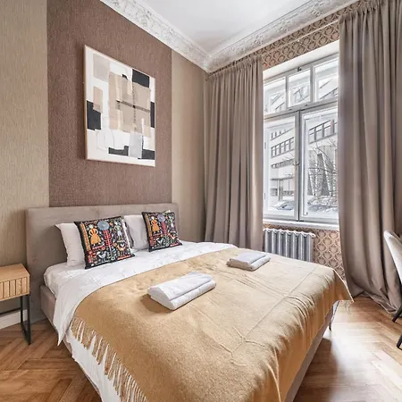 아파트 Newly Refurbished Luxurious 2 Bedroom By Reside Baltic *